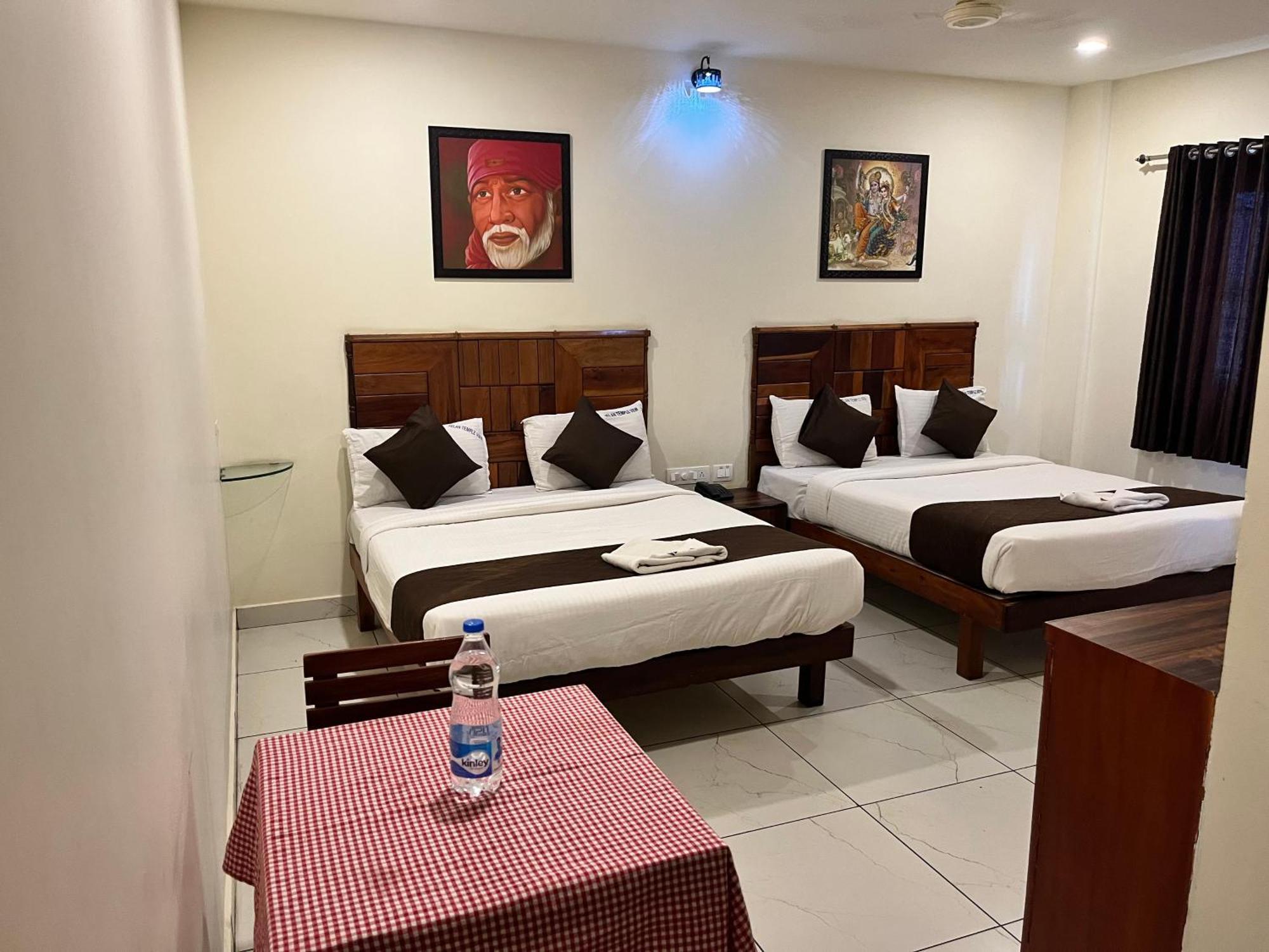 Velan Temple View Hotel Palni Bagian luar foto